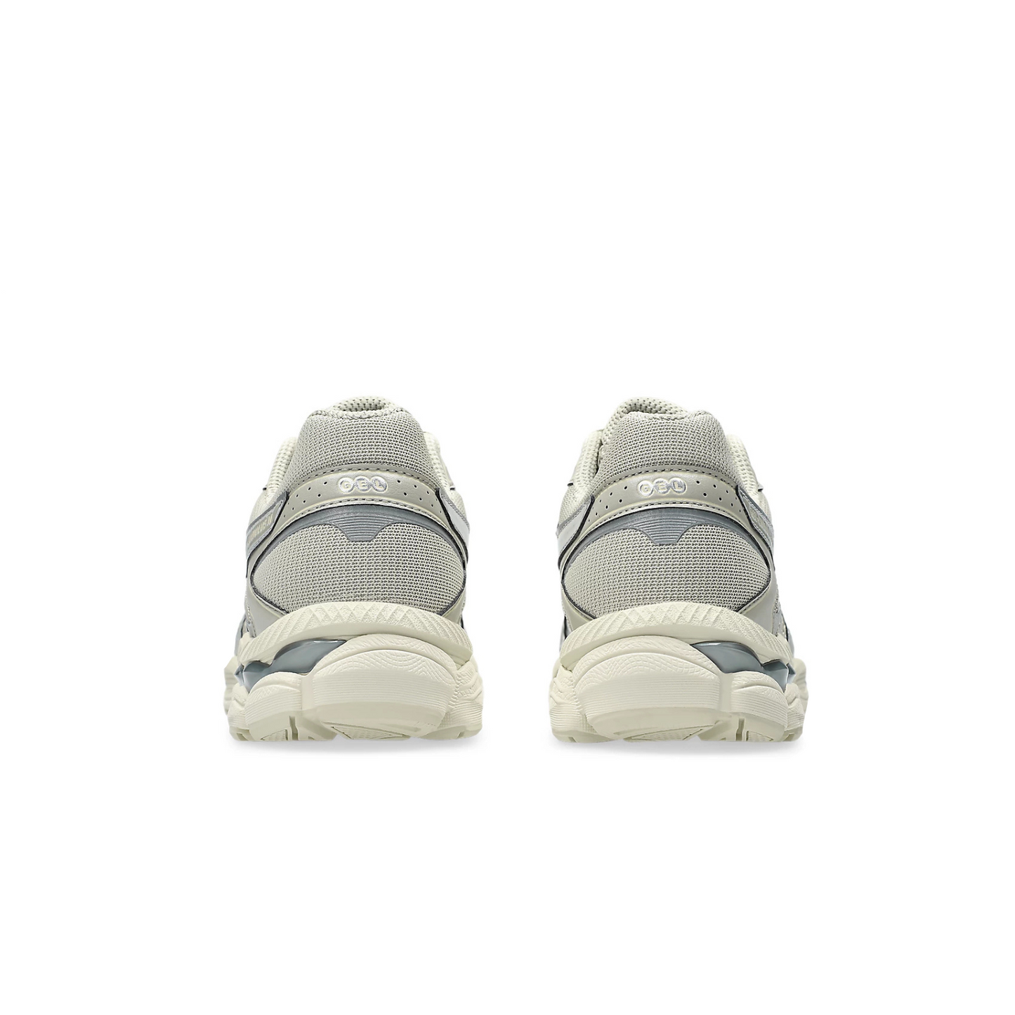 GEL- CUMULUS 16